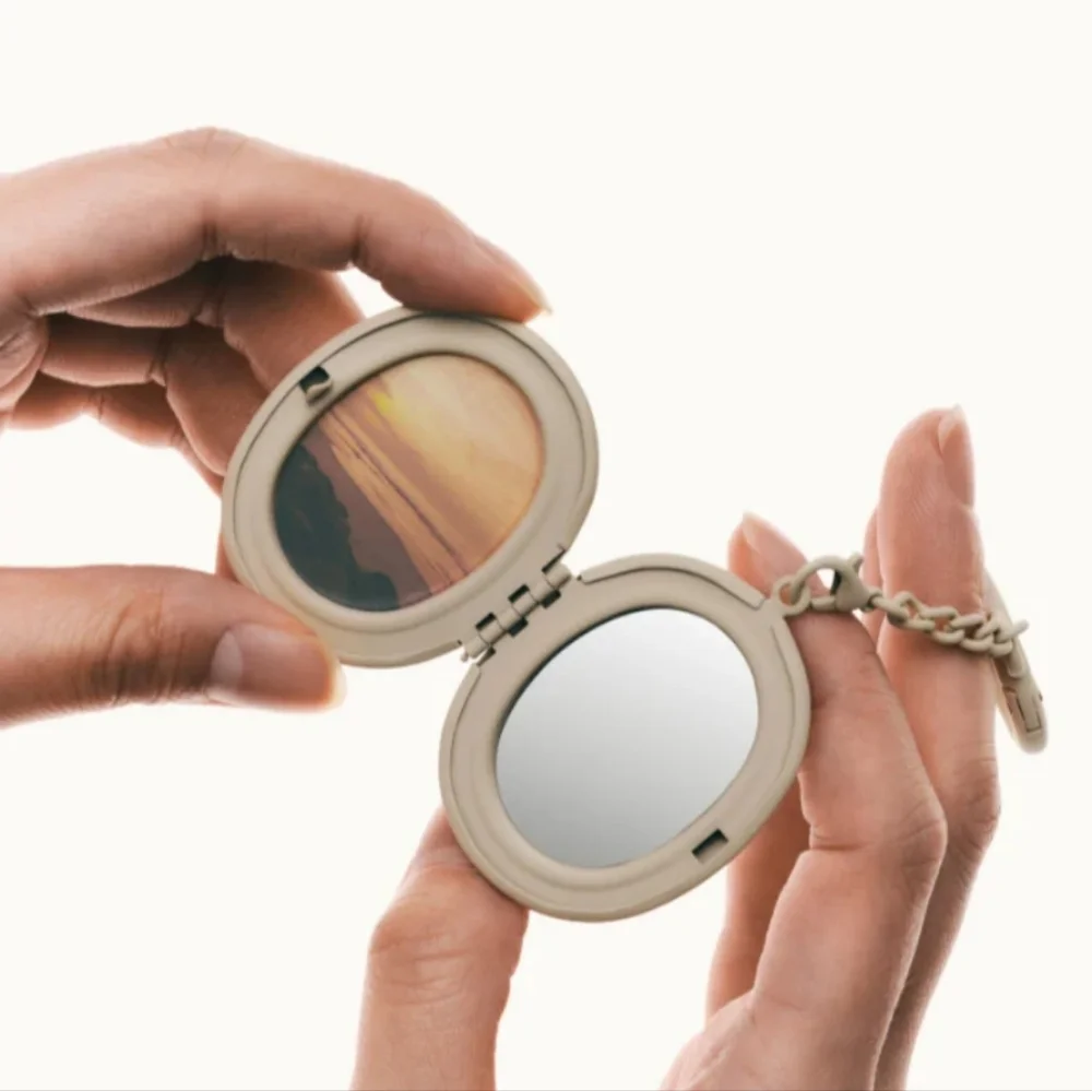 Skin1004 Mirror Keyring Keychain - Picture 2 of 4
